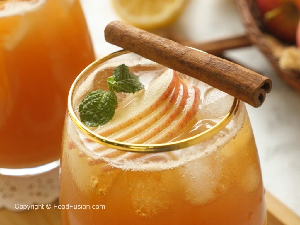 Apple Cinnamon Iced Green Tea – Food Fusion - Pakistani's No 1 Quick Recipe Platform