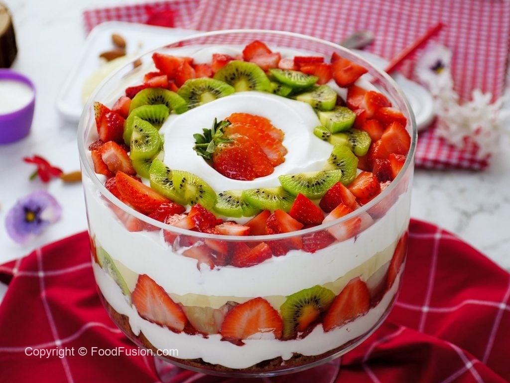 Banana Bread Fruit Trifle – Food Fusion - Pakistani's No 1 Quick Recipe Platform