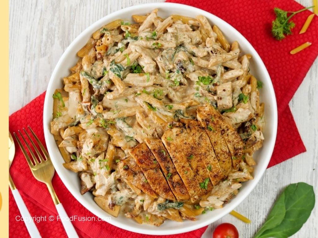 Tuscan Garlic Chicken Pasta – Food Fusion - Pakistani's No 1 Quick Recipe Platform