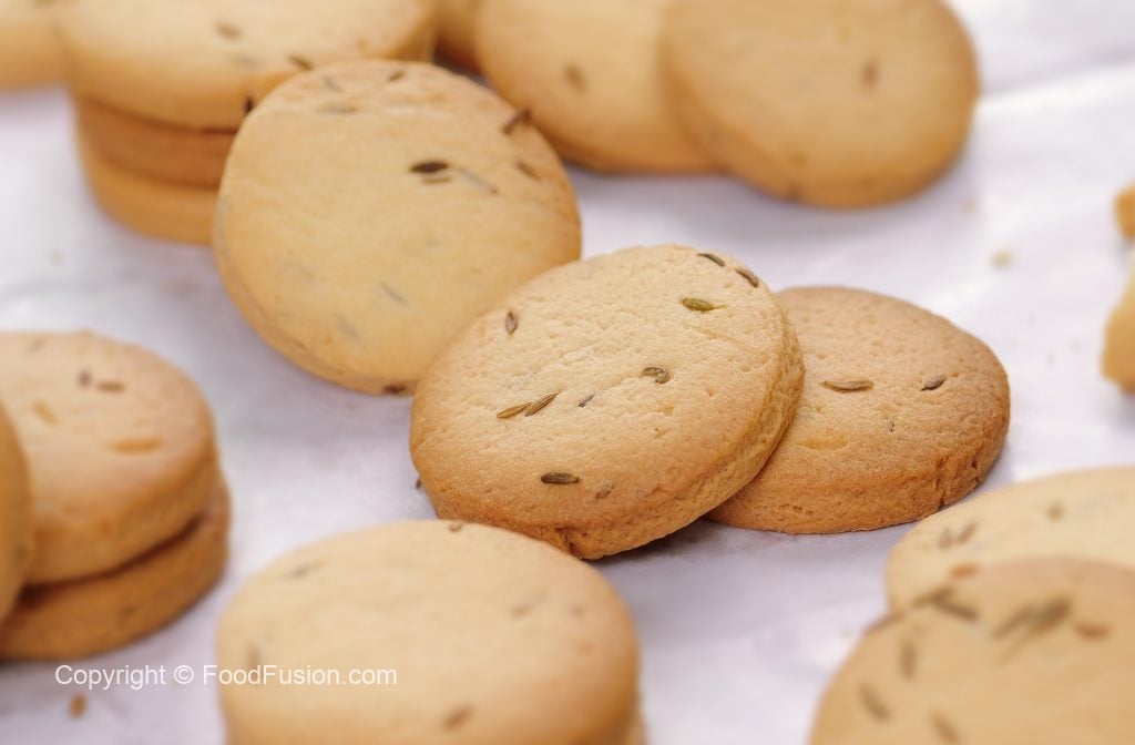 Zeera Biscuits with and without oven – Food Fusion - Pakistani's No 1 Quick Recipe Platform