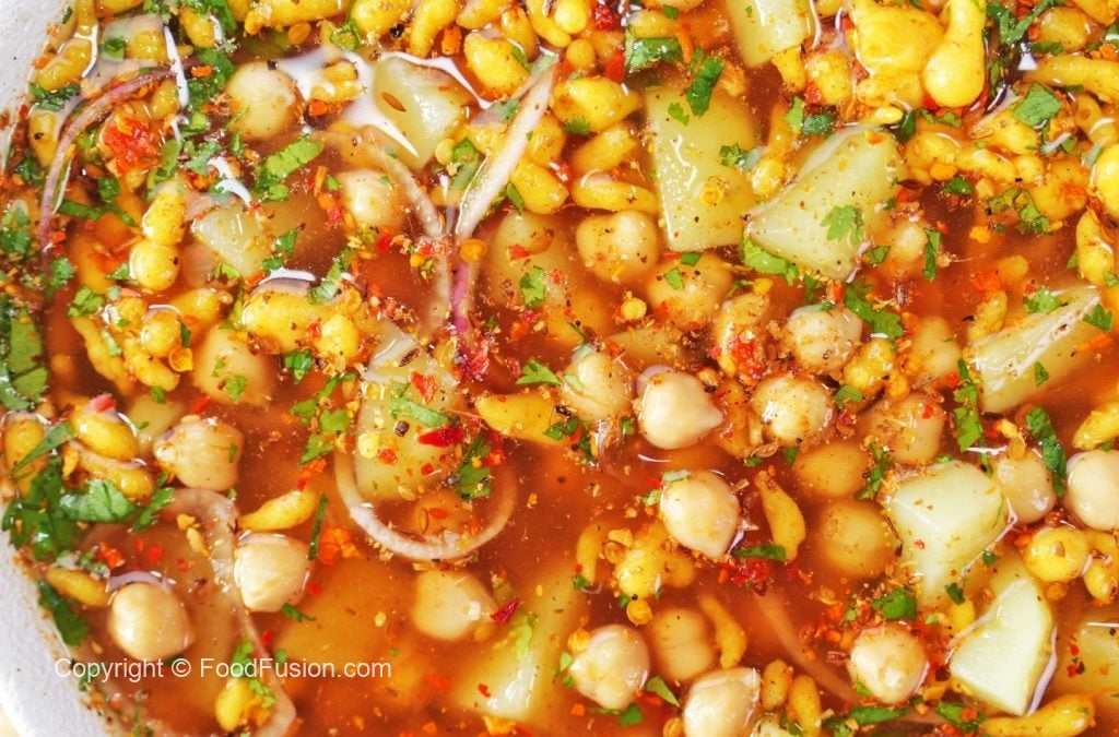 Khattay Pani wali Chana Chaat – Food Fusion - Pakistani's No 1 Quick Recipe Platform