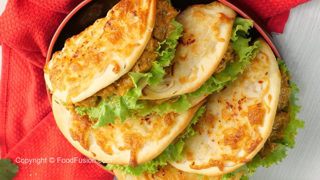 Cheese Onion Bread Pockets – Food Fusion - Pakistani's No 1 Quick Recipe Platform