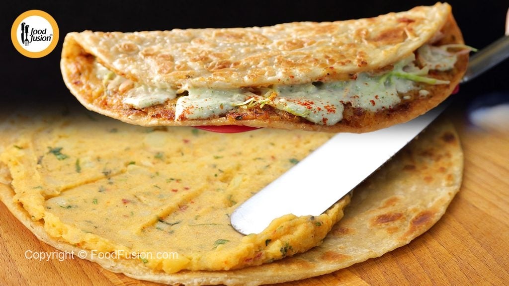 New Paratha Aloo Wrap – Food Fusion - Pakistani's No 1 Quick Recipe Platform